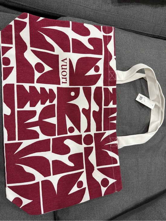 Vuori Handbags - Vuori Burgundy & White Graphic Canvas Tote